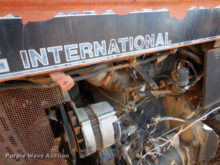 image for item DJ0298 1986 Case IH 485  tractor