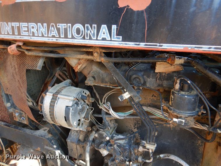 image for item DJ0298 1986 Case IH 485  tractor