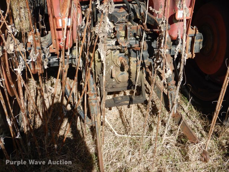 image for item DJ0298 1986 Case IH 485  tractor