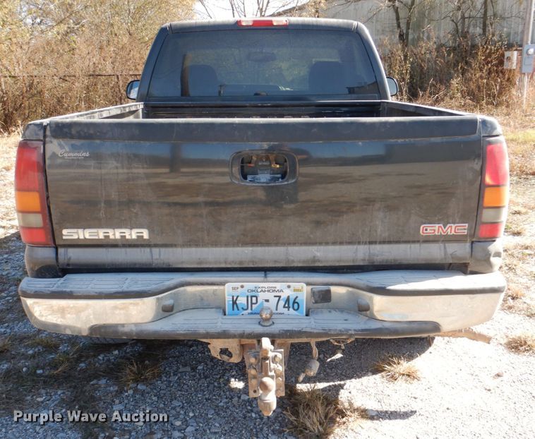 image for item DJ0299 2003 GMC Sierra 1500  pickup truck
