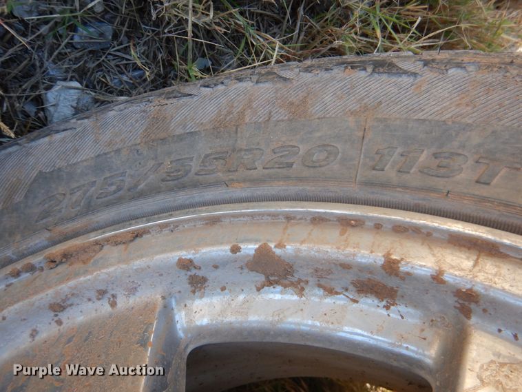 image for item DJ0299 2003 GMC Sierra 1500  pickup truck