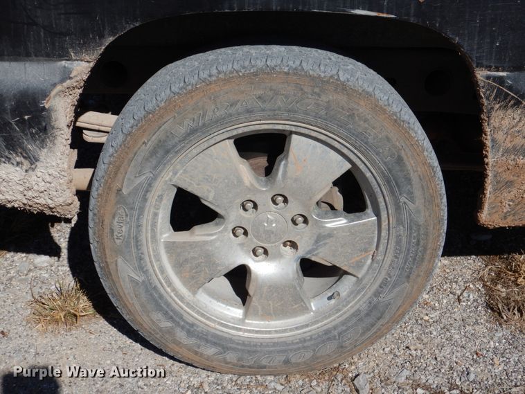 image for item DJ0299 2003 GMC Sierra 1500  pickup truck