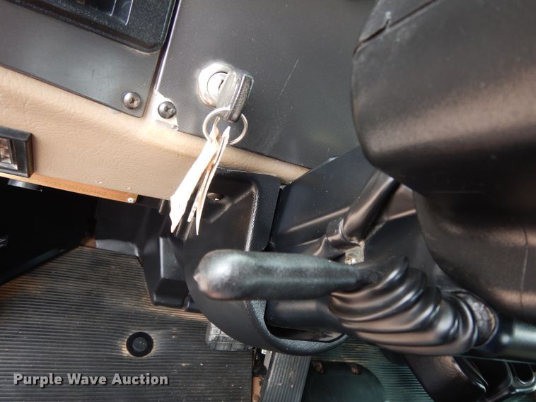 image for item DJ1070 2008 Peterbilt 325  flatbed truck