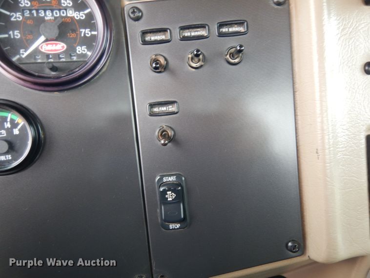 image for item DJ1070 2008 Peterbilt 325  flatbed truck