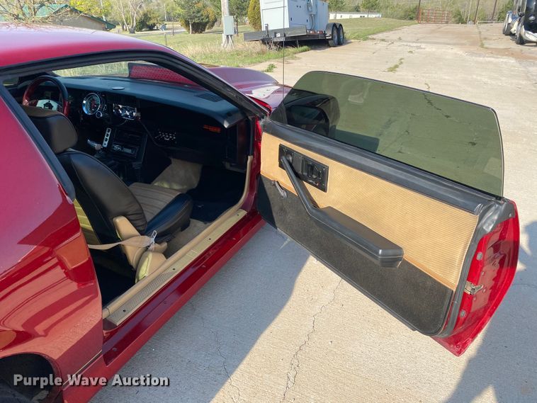 image for item DJ1199 1986 Chevrolet Camaro