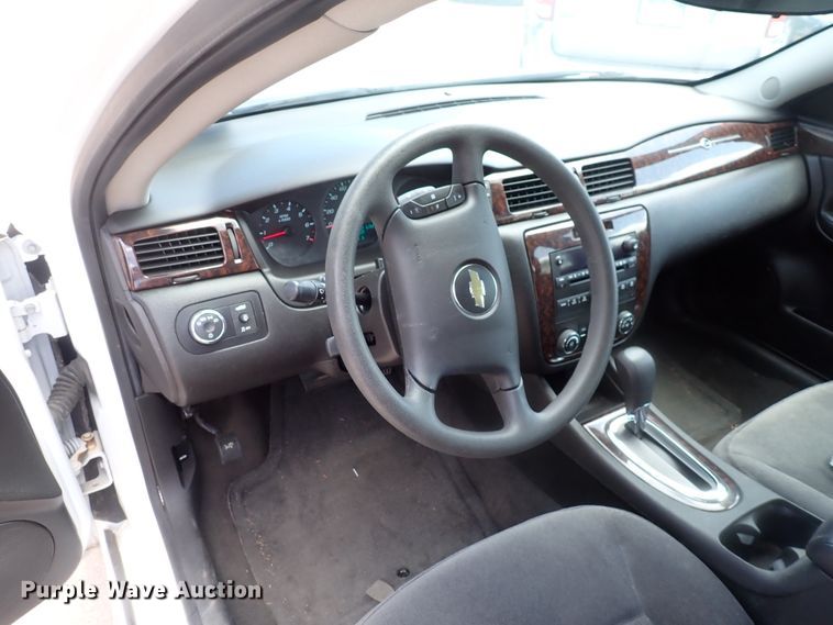 image for item DJ5502 2013 Chevrolet Impala