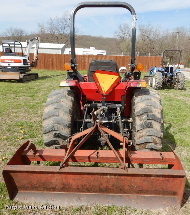 image for item DJ8721 Branson 3520R  MFWD tractor