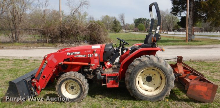 image for item DJ8721 Branson 3520R  MFWD tractor