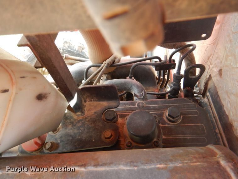 image for item DJ8721 Branson 3520R  MFWD tractor