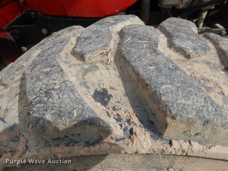 image for item DJ8721 Branson 3520R  MFWD tractor