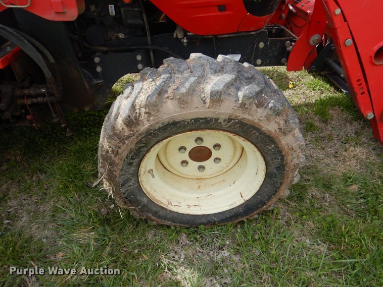 image for item DJ8721 Branson 3520R  MFWD tractor
