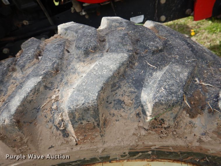 image for item DJ8721 Branson 3520R  MFWD tractor