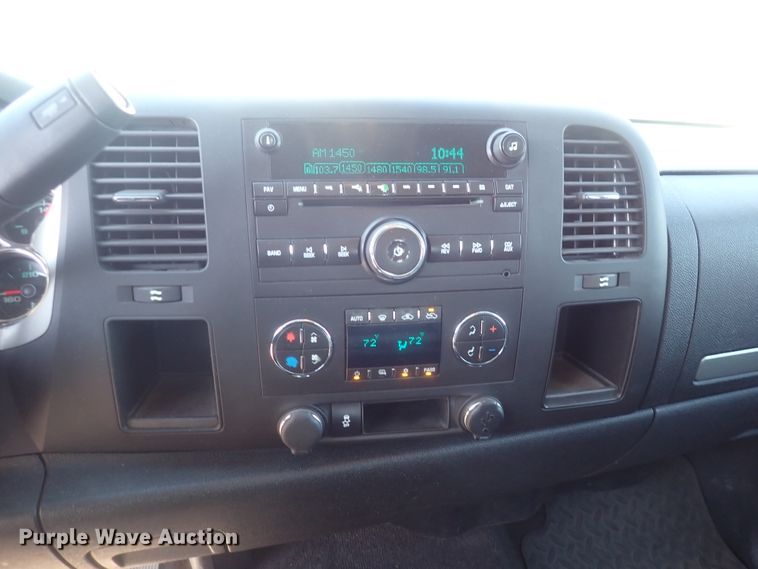 image for item DK4715 2013 Chevrolet Silverado 1500  Ext. Cab pickup truck