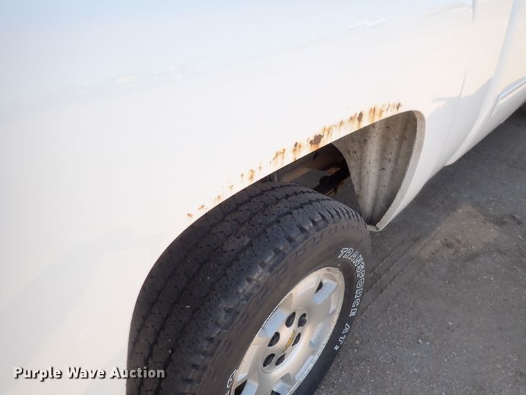 image for item DK4715 2013 Chevrolet Silverado 1500  Ext. Cab pickup truck