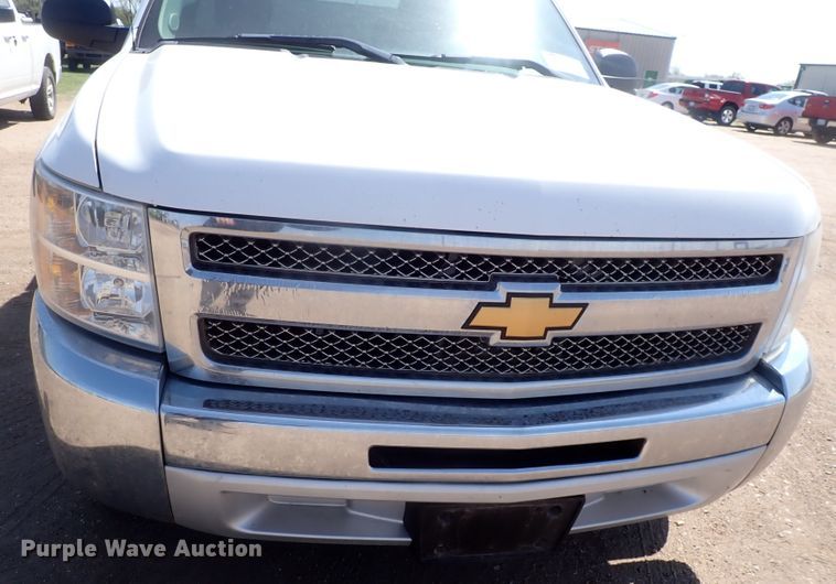 image for item DK4715 2013 Chevrolet Silverado 1500  Ext. Cab pickup truck