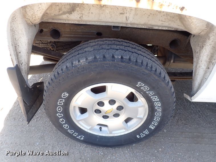 image for item DK4715 2013 Chevrolet Silverado 1500  Ext. Cab pickup truck