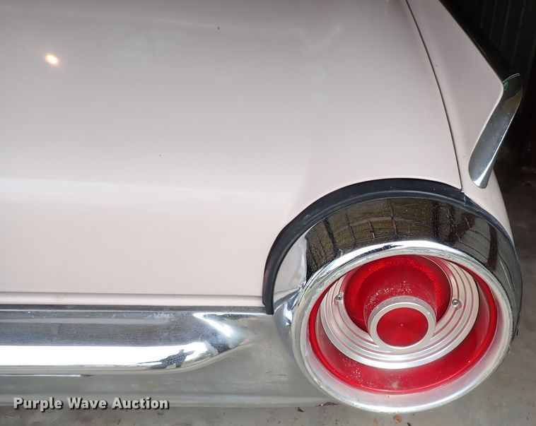 image for item DK4729 1962 Ford Thunderbird