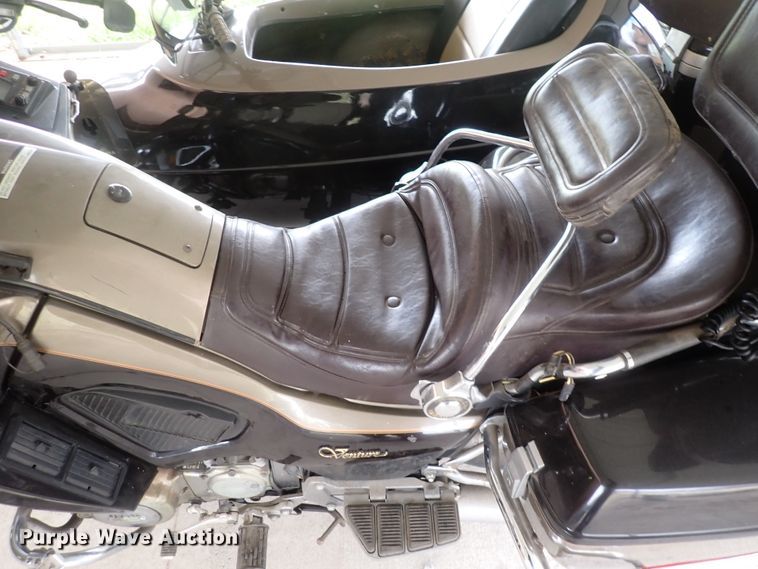 image for item DK4731 1986 Yamaha Venture Royale  motorcycle