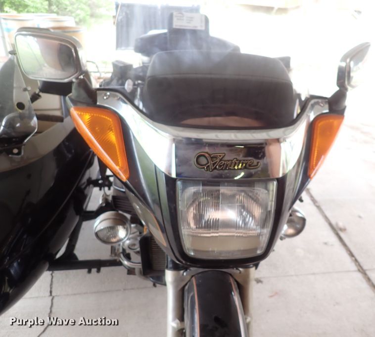 image for item DK4731 1986 Yamaha Venture Royale  motorcycle