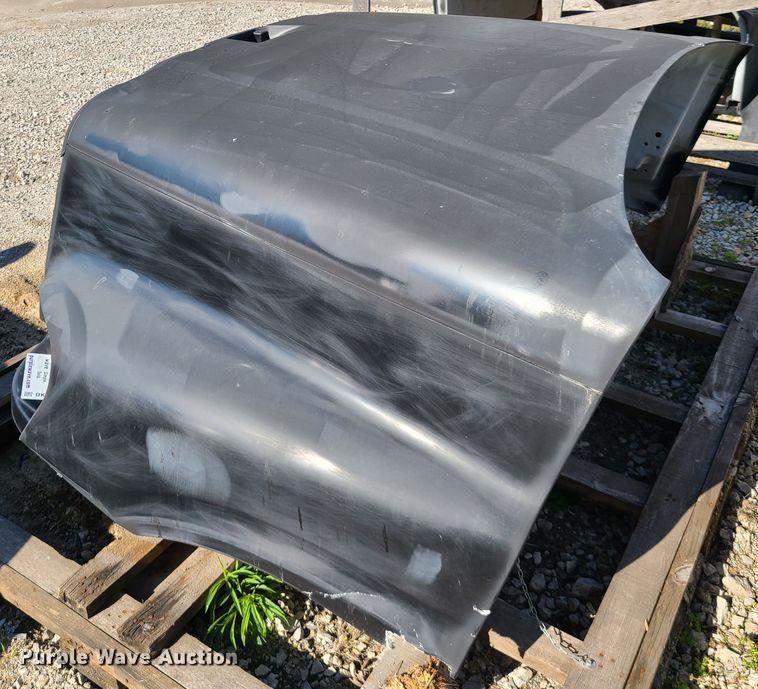 image for item DK4746 Freightliner truck hood