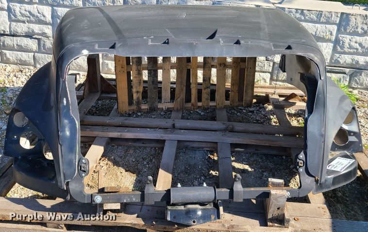 image for item DK4746 Freightliner truck hood