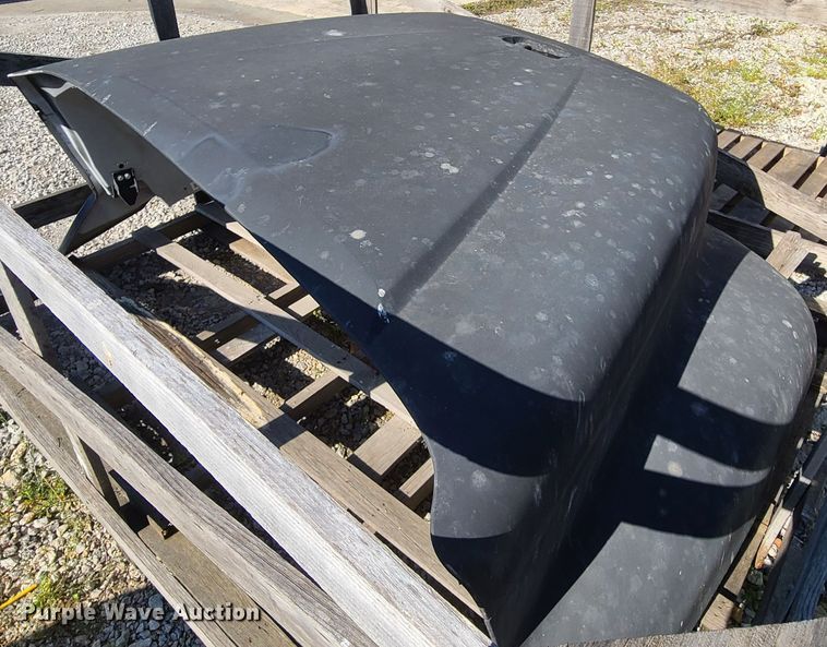 image for item DK4747 Freightliner truck hood