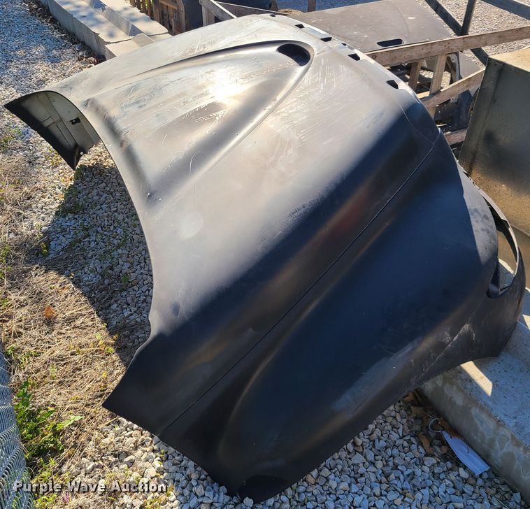 image for item DK4748 International truck hood