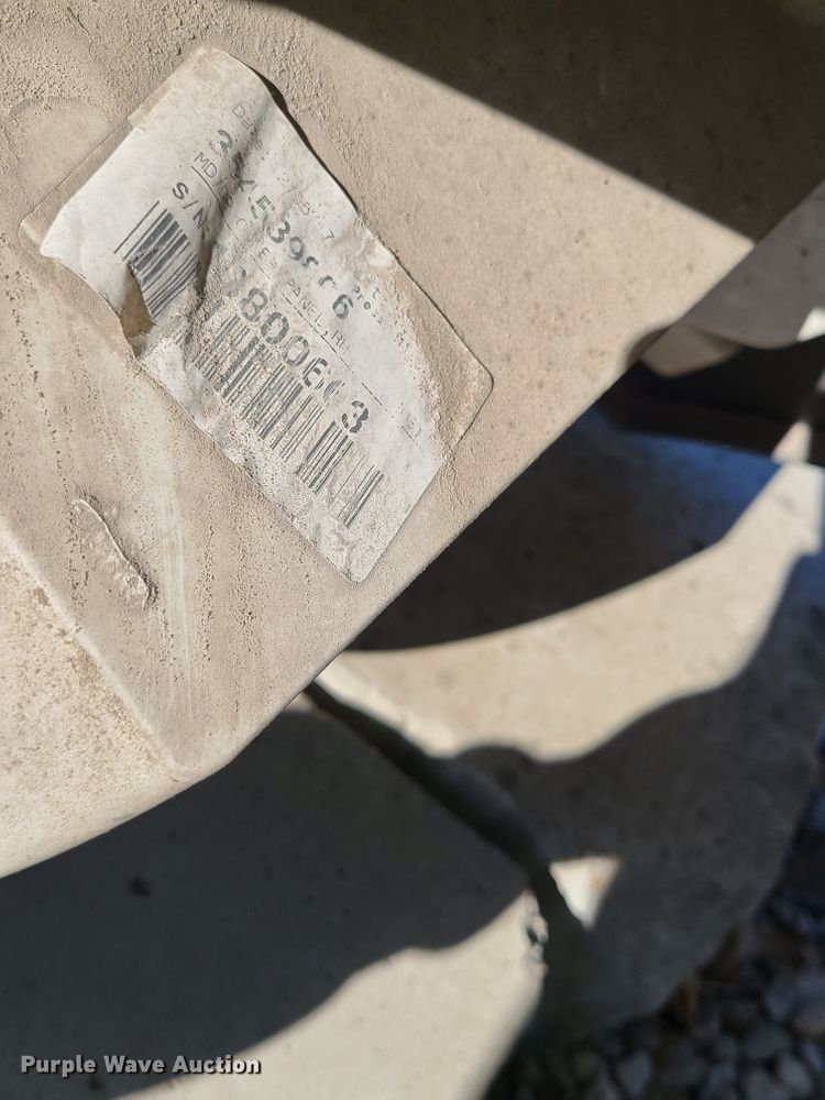 image for item DK4748 International truck hood