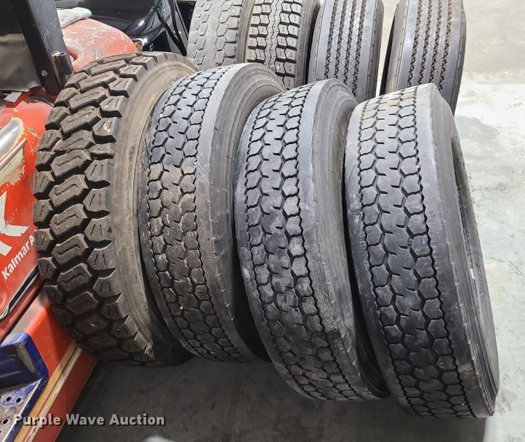image for item DK4754 (8) 295/75R22.5 tires
