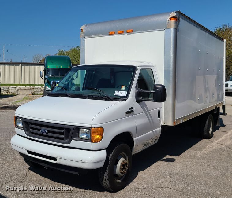 image for item DK4759 2007 Ford E450  box truck