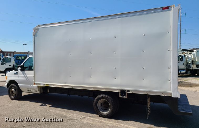 image for item DK4759 2007 Ford E450  box truck