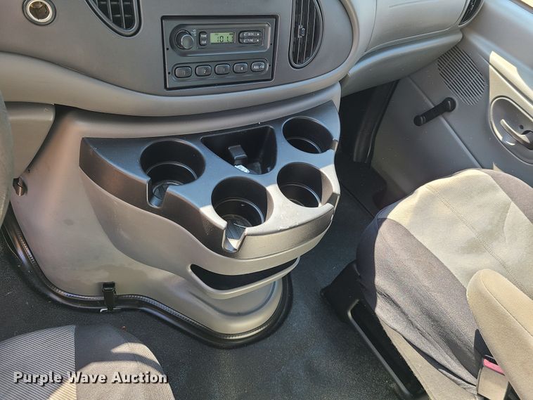 image for item DK4759 2007 Ford E450  box truck