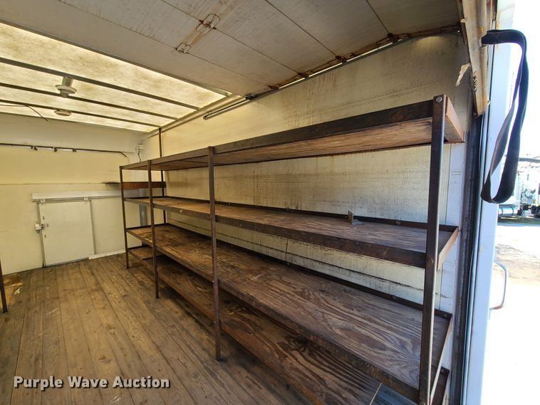 image for item DK4759 2007 Ford E450  box truck