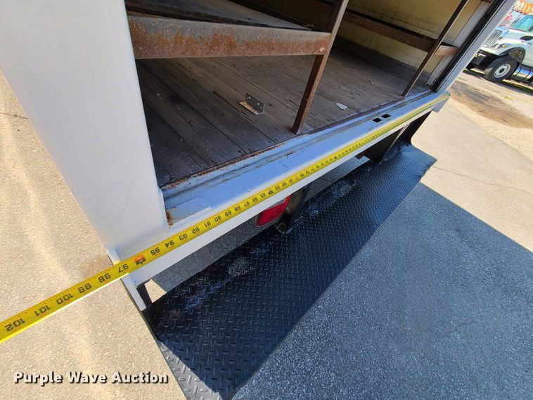 image for item DK4759 2007 Ford E450  box truck
