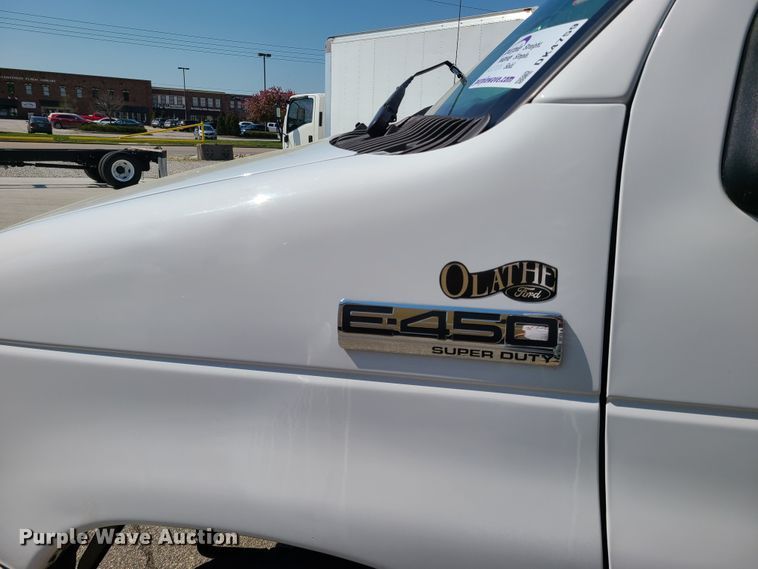 image for item DK4759 2007 Ford E450  box truck