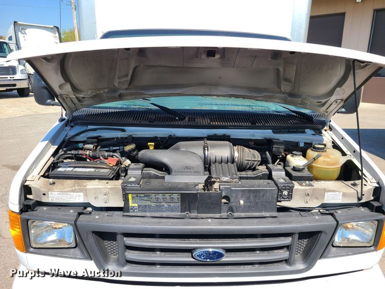 image for item DK4759 2007 Ford E450  box truck