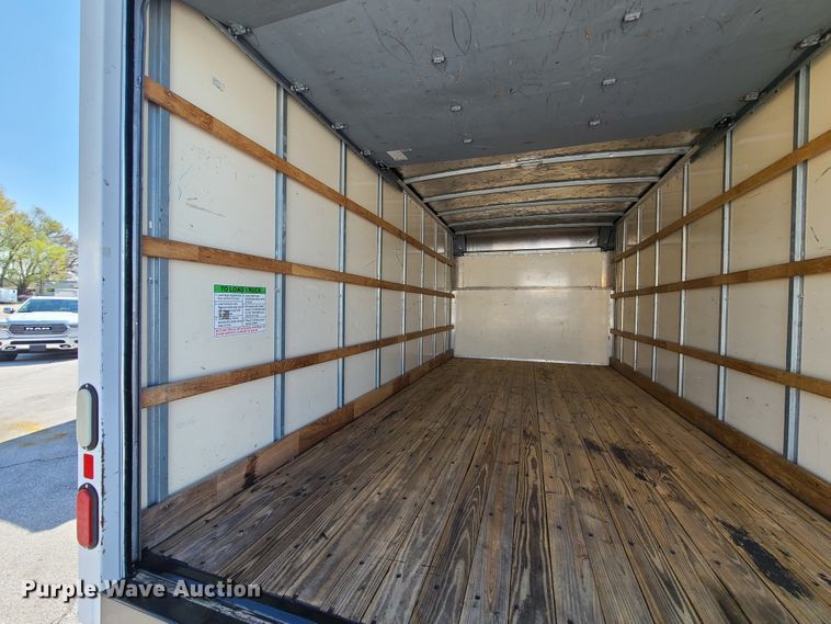 image for item DK4760 2013 Ford E350 Super Duty  box truck