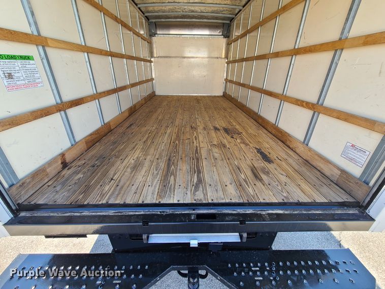 image for item DK4760 2013 Ford E350 Super Duty  box truck