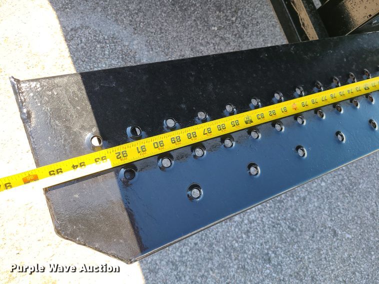 image for item DK4760 2013 Ford E350 Super Duty  box truck