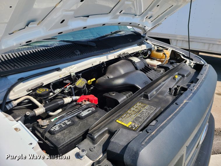 image for item DK4760 2013 Ford E350 Super Duty  box truck