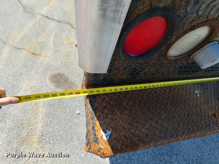 image for item DK4761 2012 Ford E450  box truck