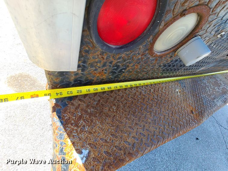 image for item DK4761 2012 Ford E450  box truck