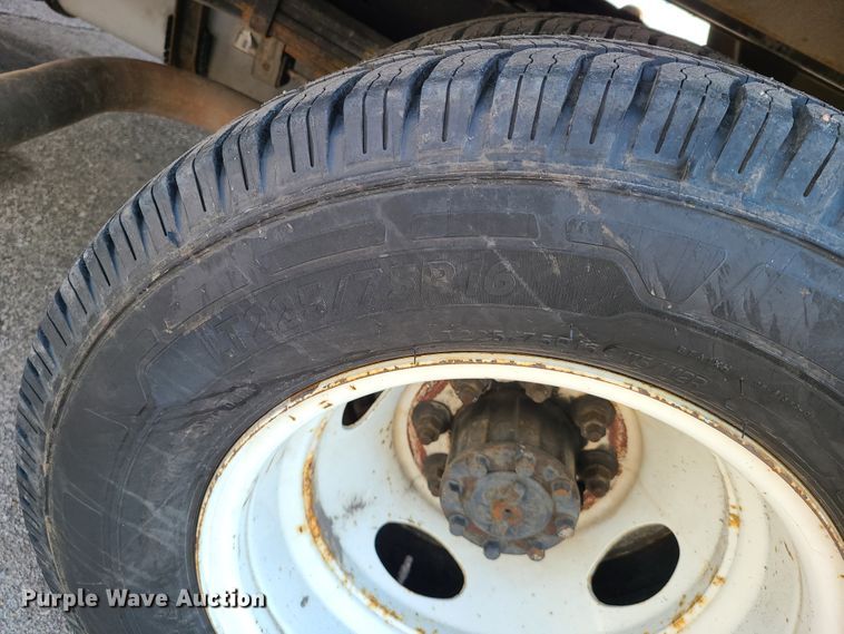 image for item DK4761 2012 Ford E450  box truck