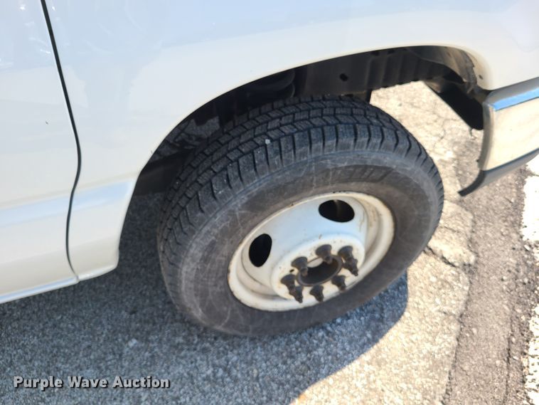 image for item DK4761 2012 Ford E450  box truck