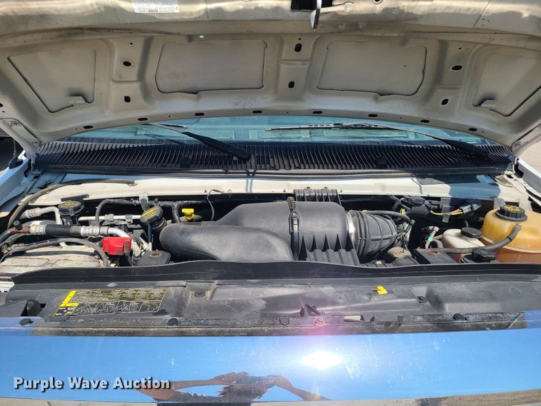 image for item DK4761 2012 Ford E450  box truck