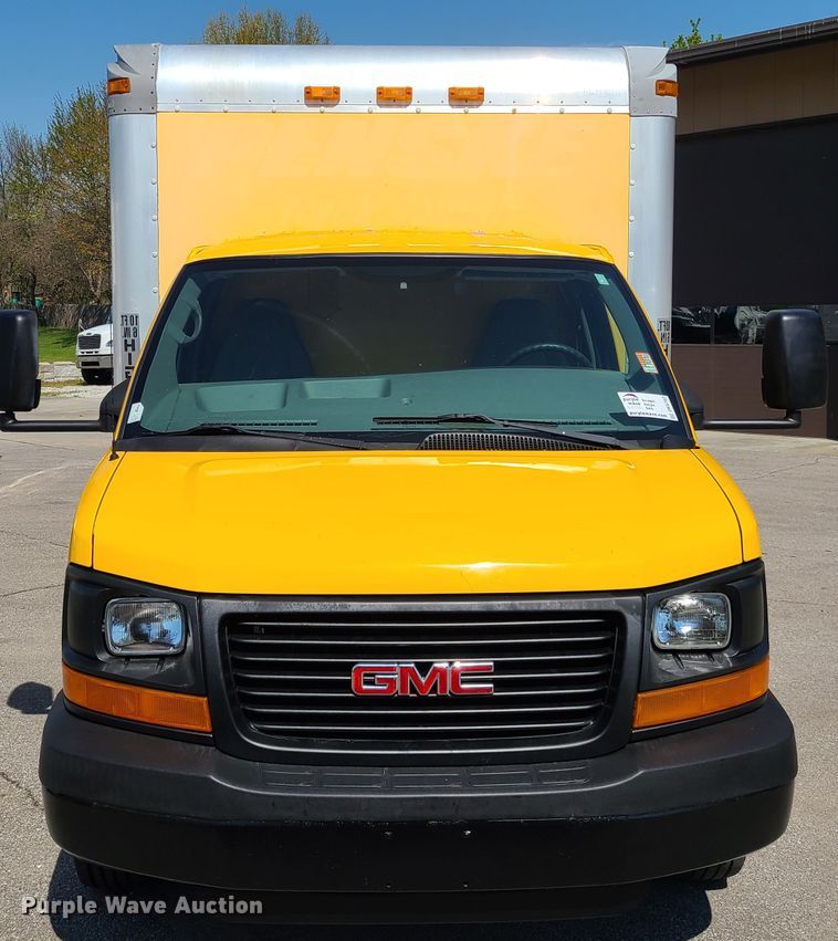 image for item DK4762 2008 GMC Savana G3500  box truck