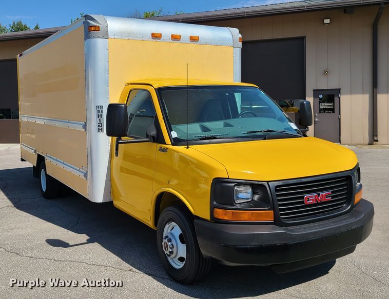 image for item DK4762 2008 GMC Savana G3500  box truck