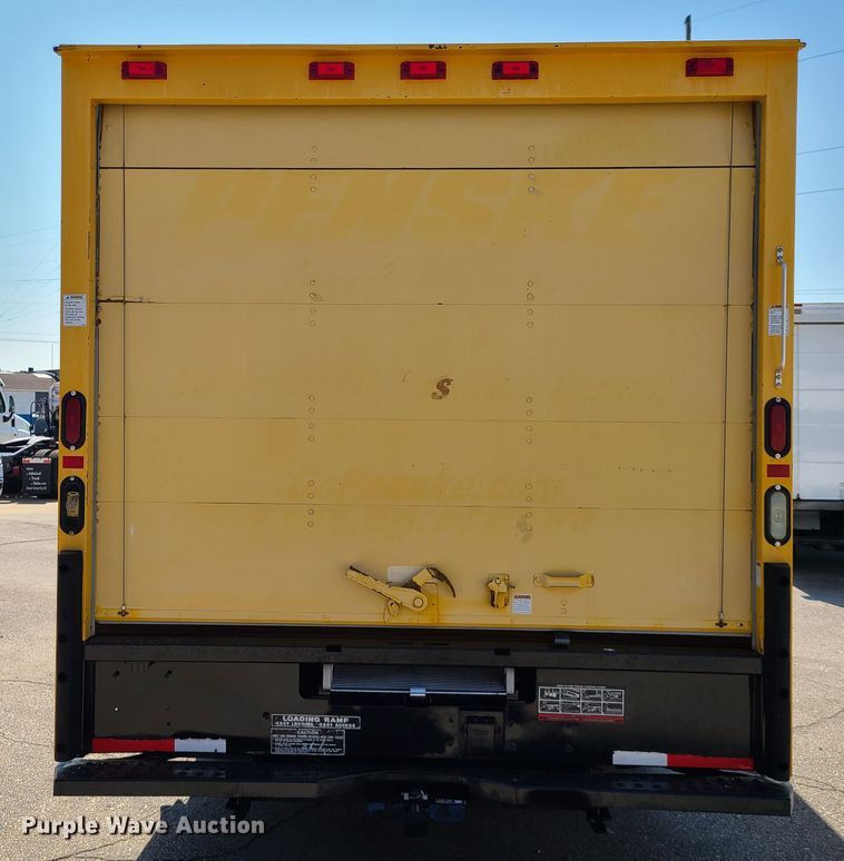 image for item DK4762 2008 GMC Savana G3500  box truck