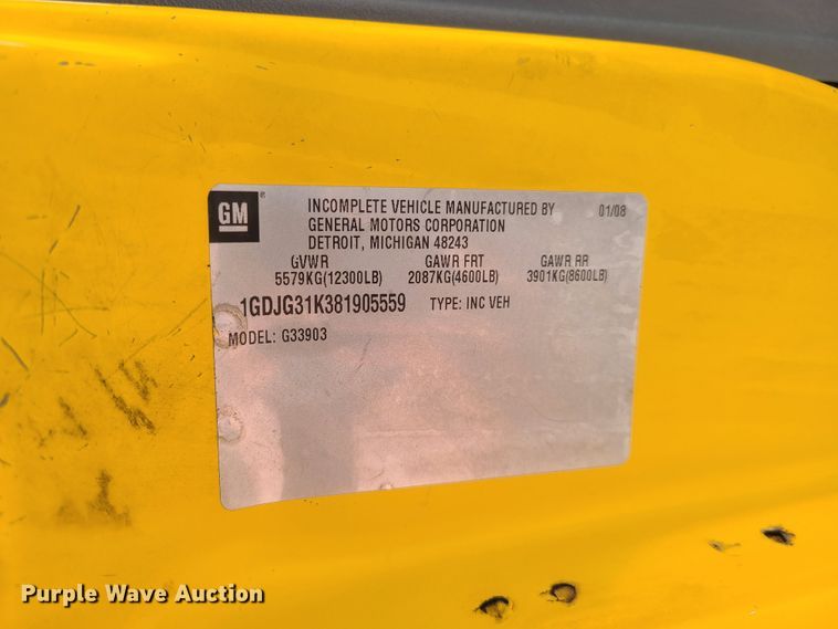 image for item DK4762 2008 GMC Savana G3500  box truck