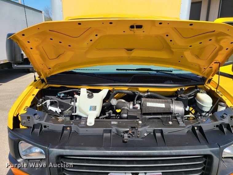 image for item DK4762 2008 GMC Savana G3500  box truck